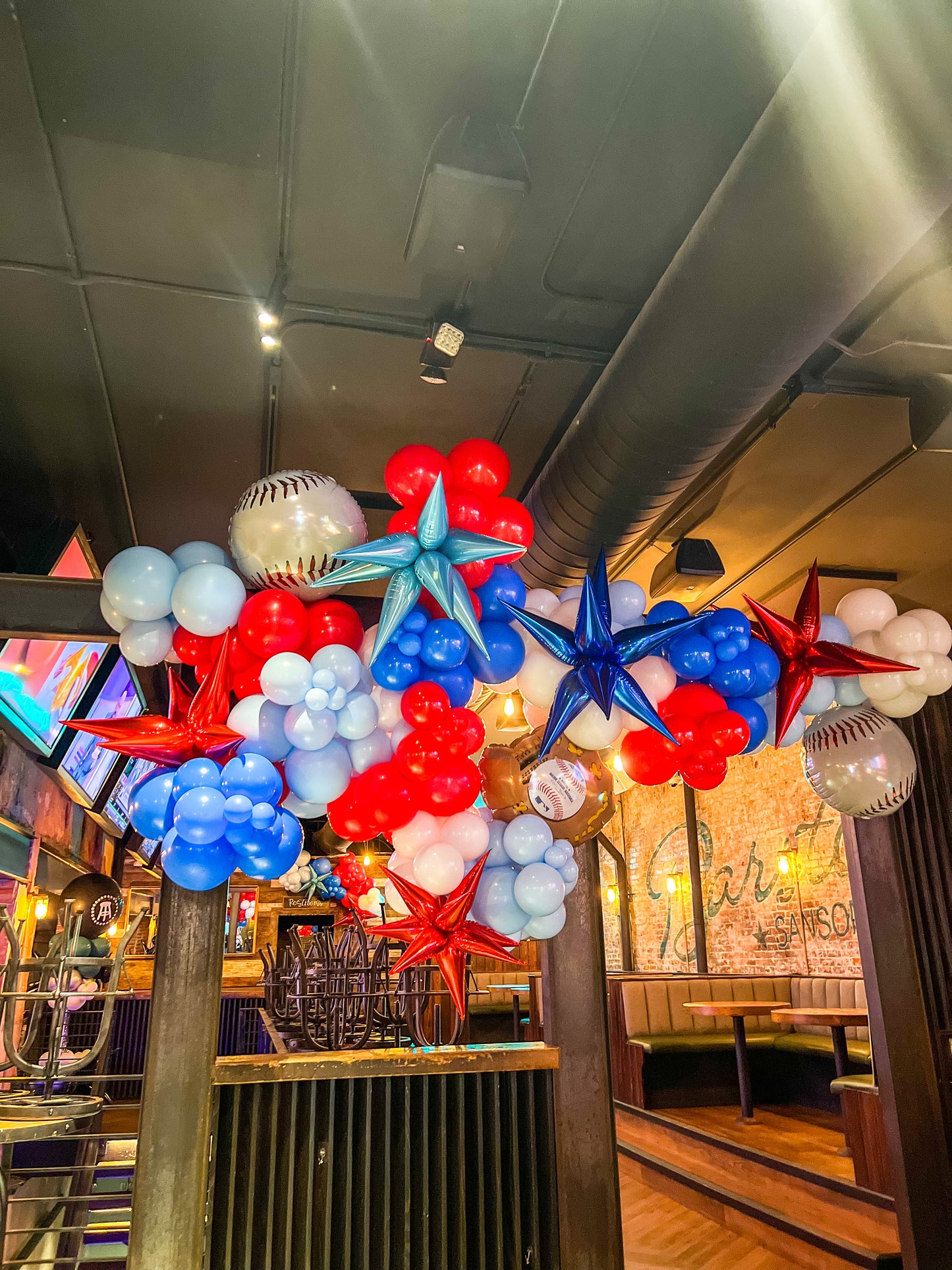 Philadelphia Phillies Red October MLB Professional Balloon Garland Arch Kit