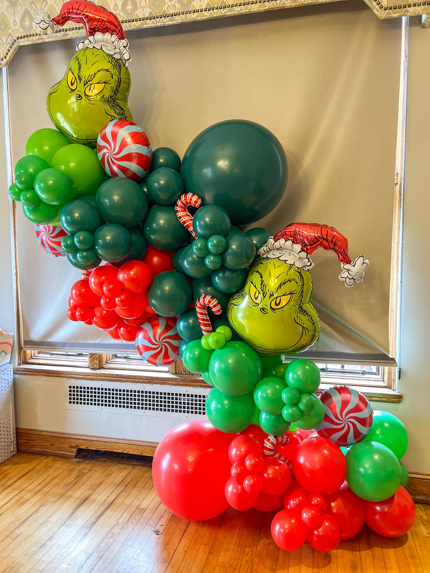 Red Green Lime Green The Grinch Who Stole Grinchmas Christmas Holiday Whoville Professional Balloon Garland Kit- Balloons + Accessories From A Pro Artist